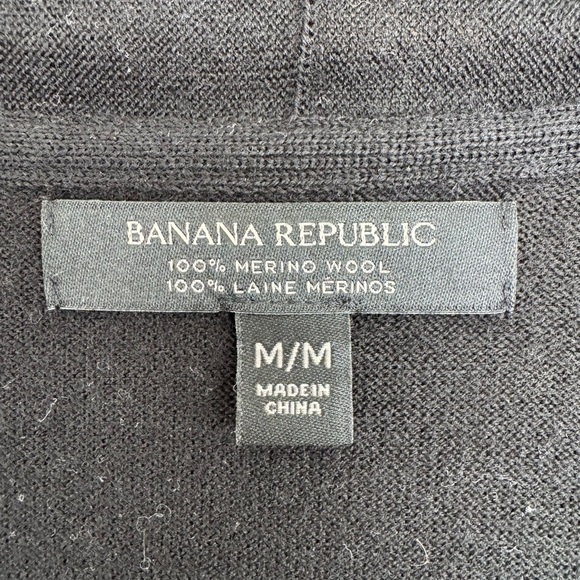 Banana Republic Black Crossover Cardigan - Picture 2 of 3